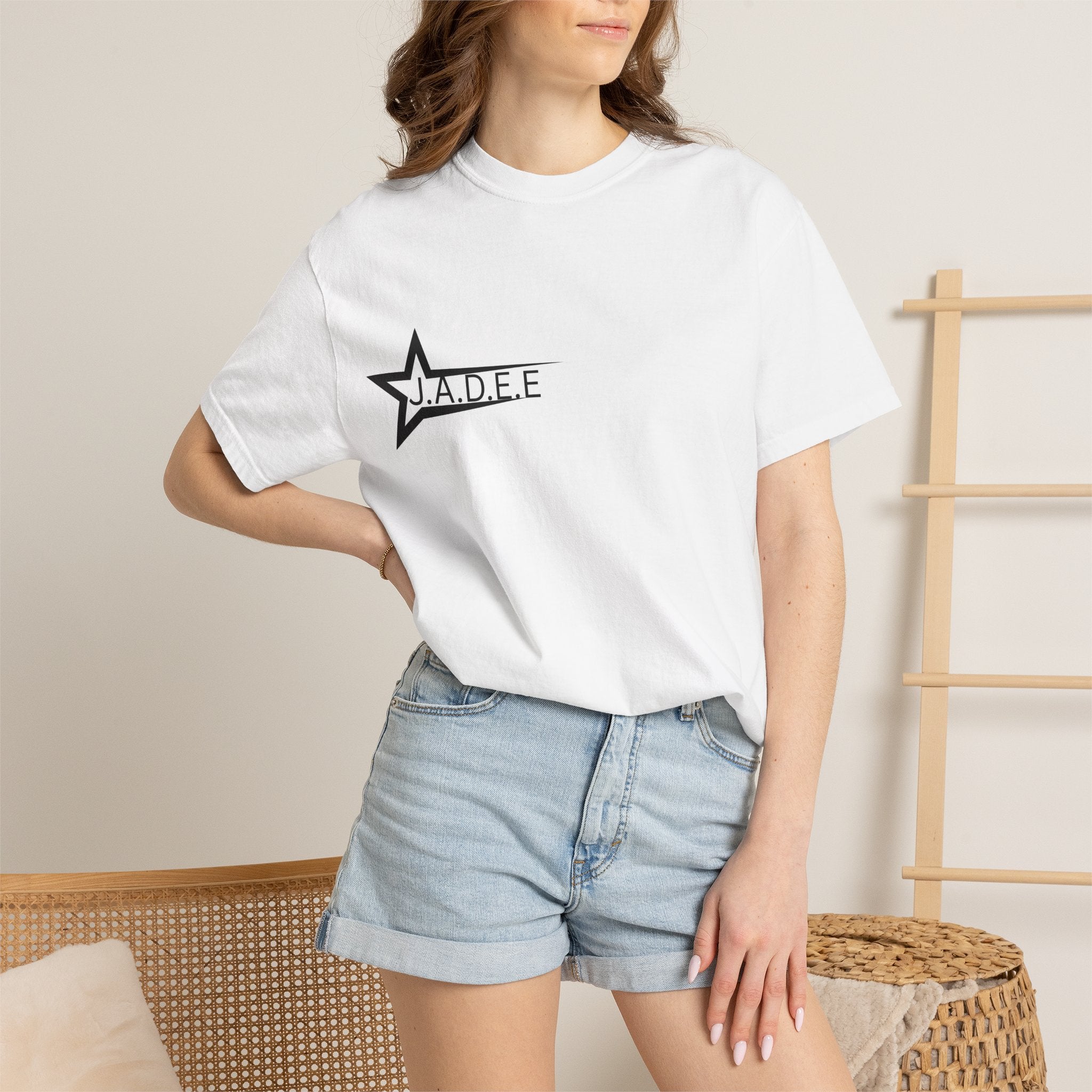 Graphic Tee – JADEE Star Logo